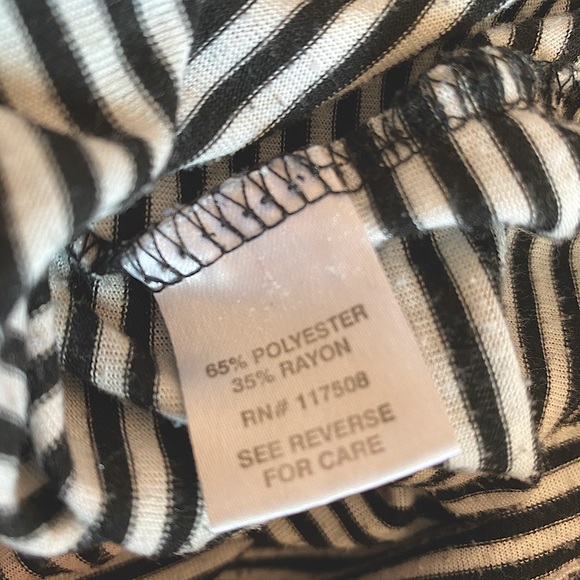 t-shirt - Picture 4 of 4